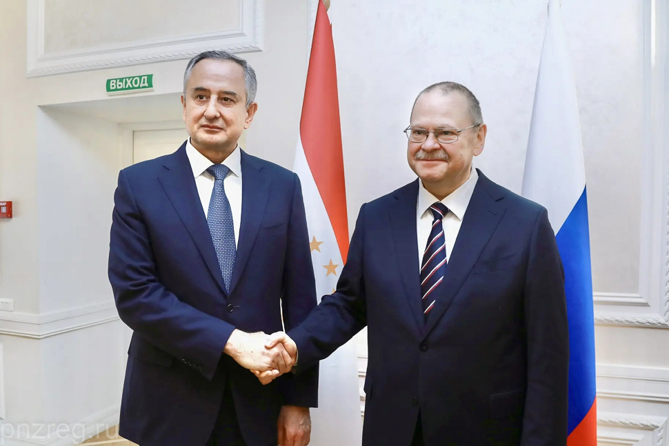 Oleg Melnichenko and Davlatali Said Sign Cooperation Agreement Between Penza and Khatlon Regions Oleg Melnichenko and Davlatali Said Sign Cooperation Agreement Between Penza and Khatlon Regions