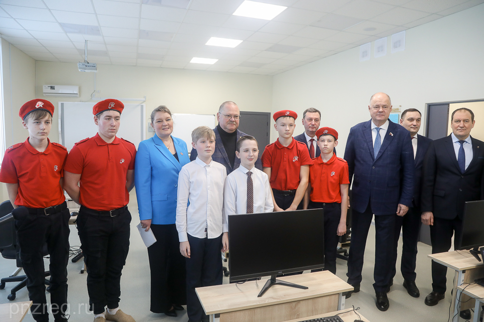 Oleg Melnichenko Proposed Naming Bolshoy Vyas School after Aleksandr Votchnikov, Participant of Special Military Operation 
