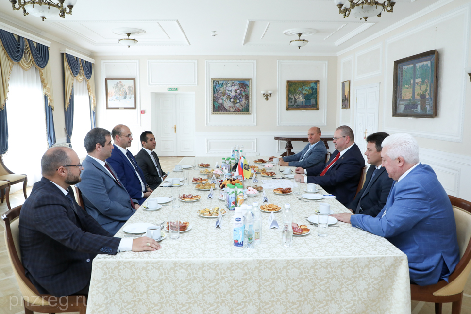 Oleg Melnichenko Discussed Cooperation in Field of Medicine and Personnel Training with Lebanon Delegation