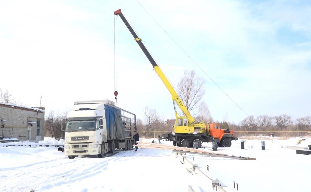 Metal Structures Brought to the Construction Site of Second Water Deferrization Station in Kuznetsk