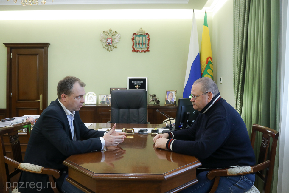 Oleg Melnichenko and Anton Shalayev DiscussExpansion of Cooperation Between Rosstandart and Penza Enterprises 
