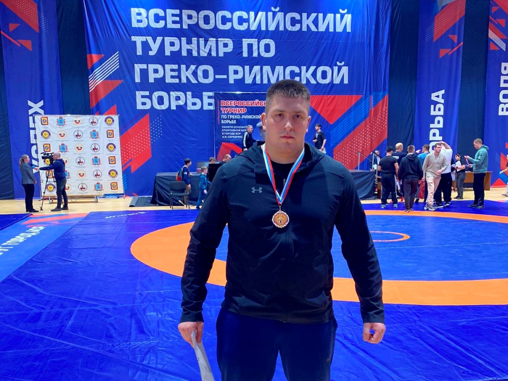 Ruslan Bibarsov Wins All–Russian Graeco-Roman Wrestling Competition