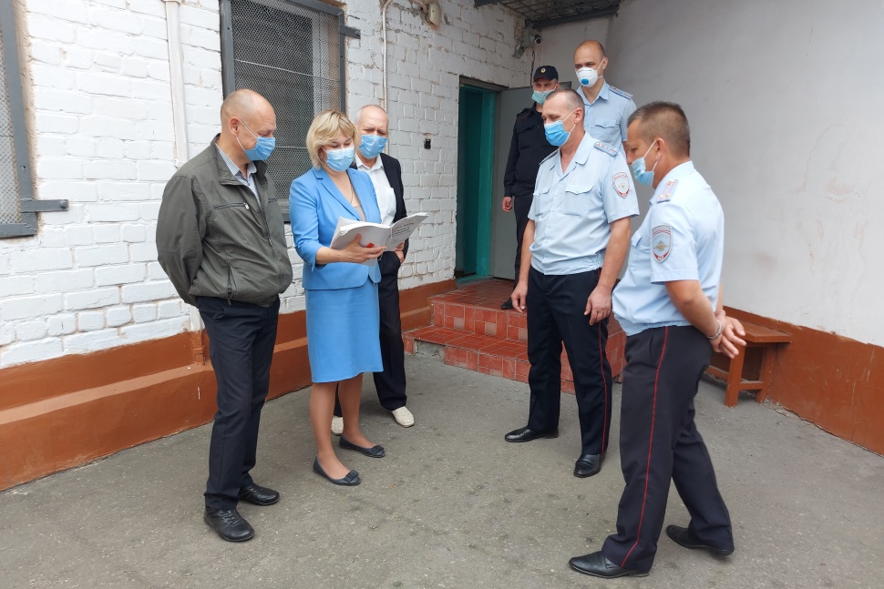 Penza Ombudsman Visits Temporary Holding Facilities