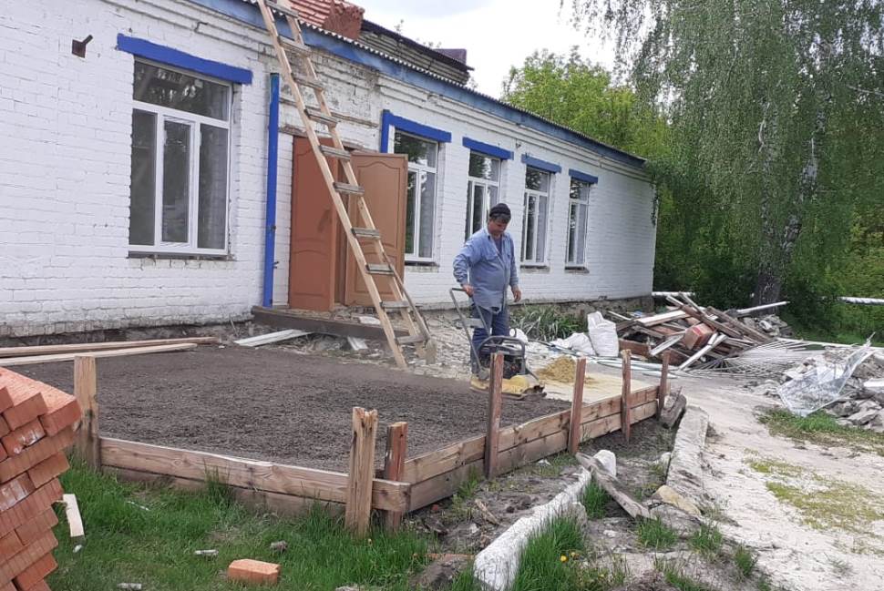 Town Hall in Lopatinsky District Being Repaired as Part of National Project Town Hall in Lopatinsky District Being Repaired as Part of National Project