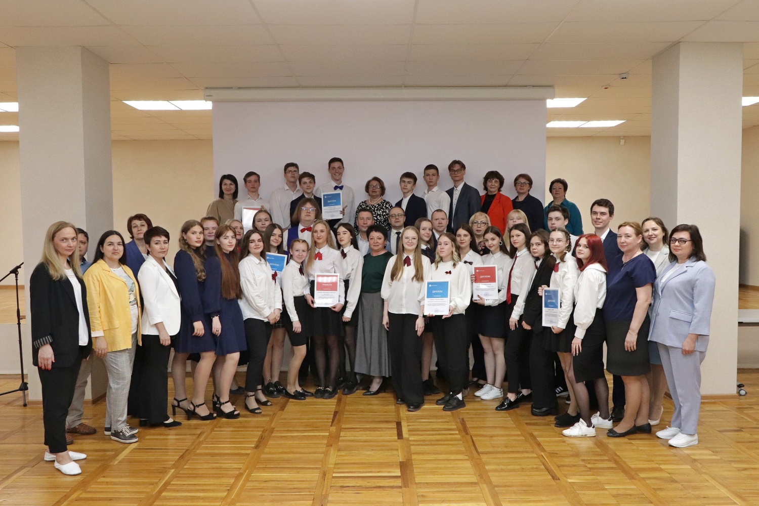 Winners of All-Russian Financial Literacy and Entrepreneurship Championship Awarded