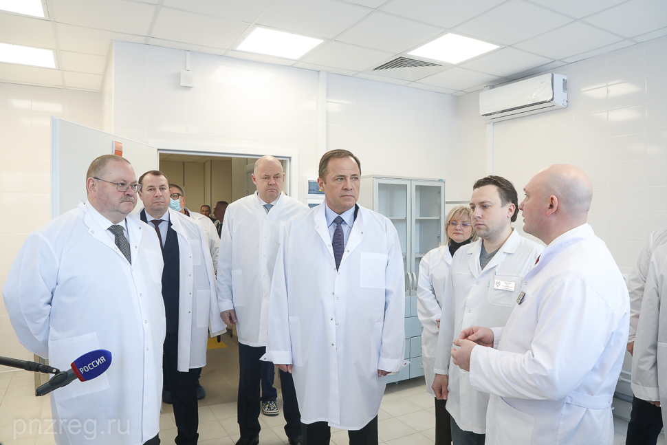Igor Komarov and Oleg Melnichenko Inspect New Building of Penza Oncological Center