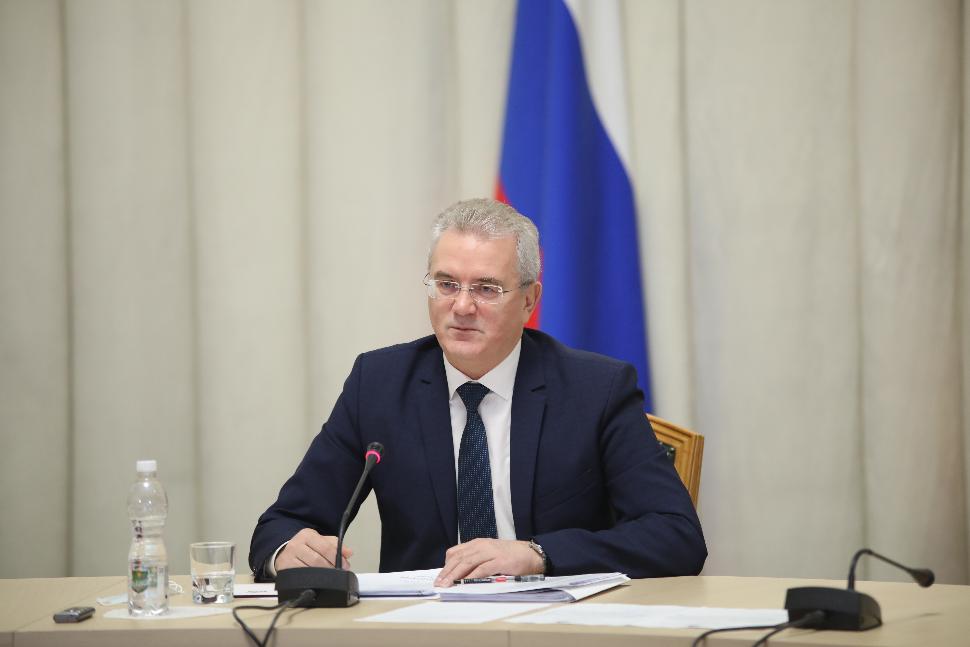 Governor Notes Necessity to Vaccinate More Elderly Penza Citizens
