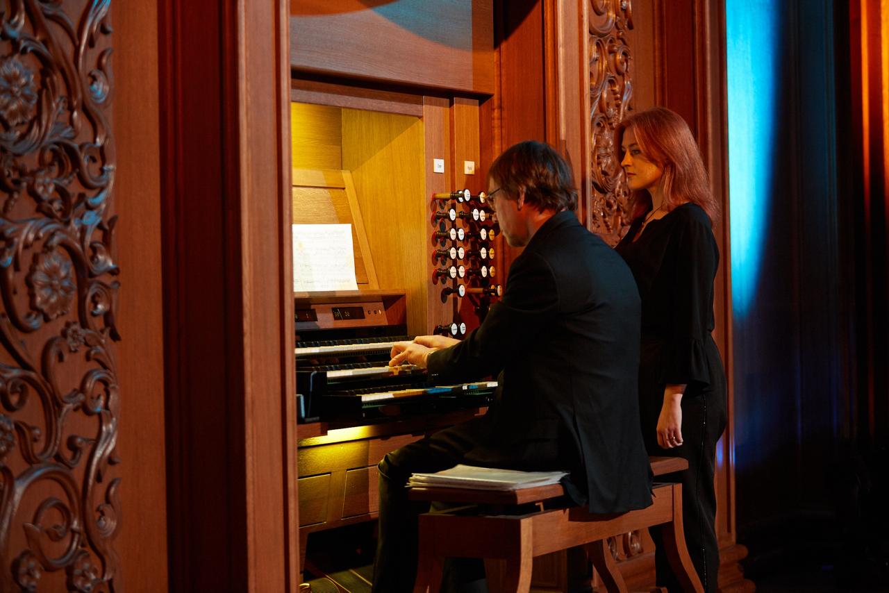 Dutch Organist Jean-Pierre Styvers at "Penzakontsert" Dutch Organist Jean-Pierre Styvers at "Penzakontsert"