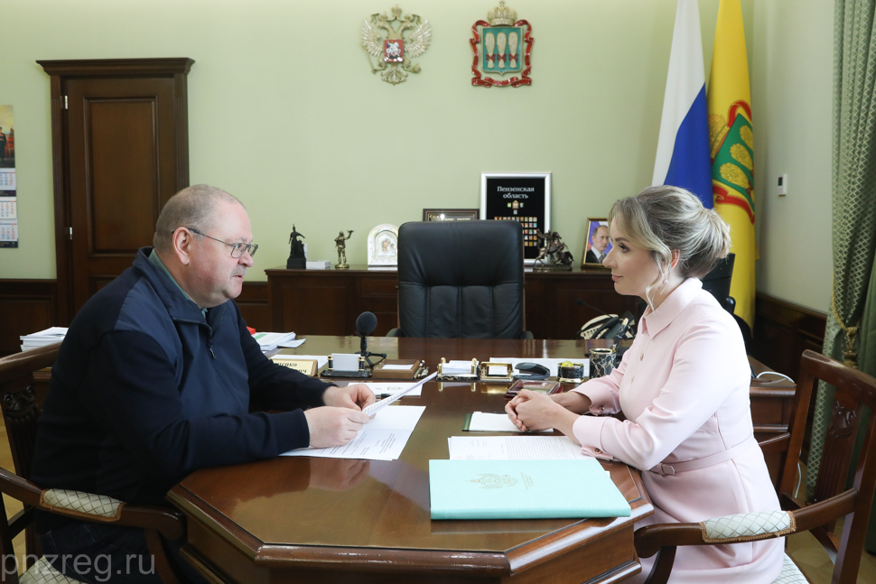Oleg Melnichenko Informs Maria Lvova-Belova About Results of Work on Preventing Social Orphanhood Oleg Melnichenko Informs Maria Lvova-Belova About Results of Work on Preventing Social Orphanhood