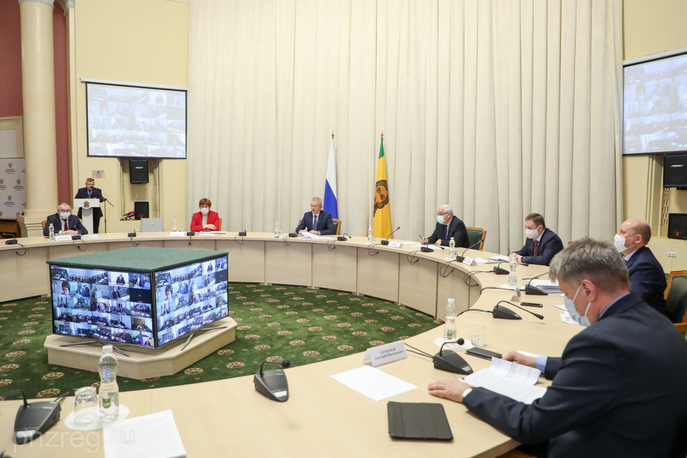 Governor: It Is Necessary to Work with Medical Universities Graduates Individually