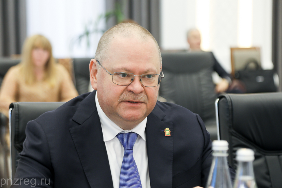 Oleg Melnichenko Discusses Cooperation Between Penza and Bukhara Regions with Botir Zaripov Oleg Melnichenko Discusses Cooperation Between Penza and Bukhara Regions with Botir Zaripov