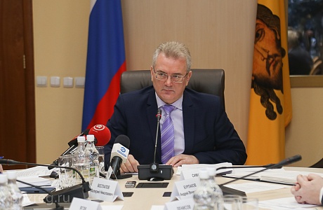 Governor instructs to raise awareness among entrepreneurs of opportunities for applying licences