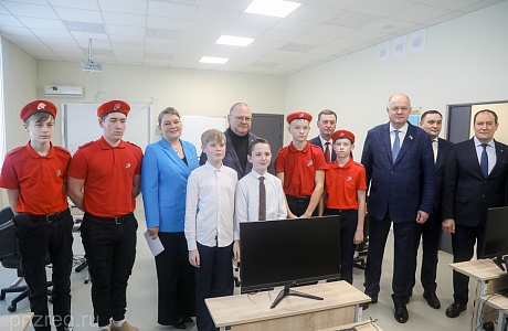 Oleg Melnichenko Proposed Naming Bolshoy Vyas School after Aleksandr Votchnikov, Participant of Special Military Operation Oleg Melnichenko Proposed Naming Bolshoy Vyas School after Aleksandr Votchnikov, Participant of Special Military Operation