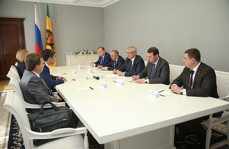 The Governor had a meeting with the first deputy chairman of the Machine Builders Union of Russia