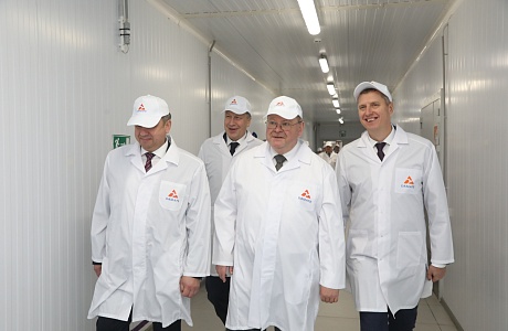 Oleg Melnichenko and Belarus Delegation Visit Damate Plants