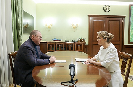 Oleg Melnichenko Talks to Maria Lvova-Belova, Noting Social Importance of Kvartal Lui