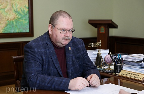 Oleg Melnichenko Noted Readiness of Region's Agro-Industrial Complex to Work in New Economic Conditions