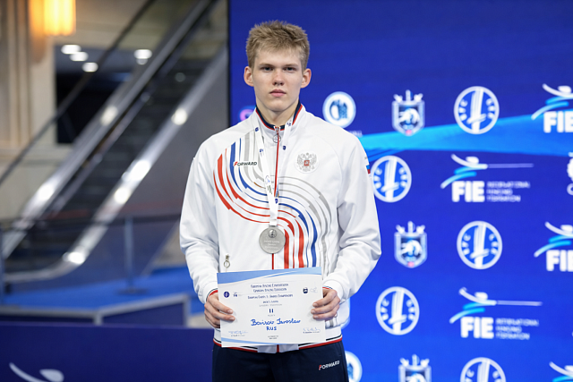 Penza Athlete Wins Silver at European Junior Fencing Championship