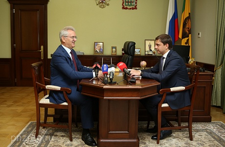 Ivan Belozertsev and Andrey Klychkov hold bilateral working meeting