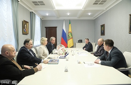 Oleg Melnichenko Holds Working Meeting with Delegation of the World Club of Petersburgers Oleg Melnichenko Holds Working Meeting with Delegation of the World Club of Petersburgers