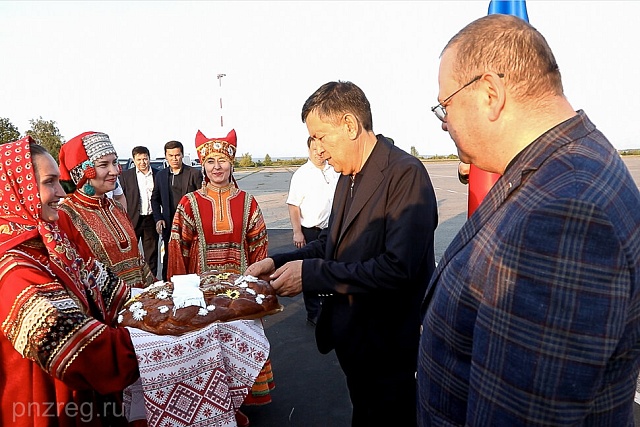 Delegation of Uzbekistan's Samarkand Region Arrives in Penza Oblast
