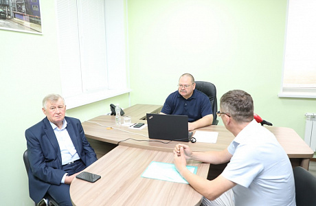 Dmitry Patrushev Thanks Oleg Melnichenko for Special Attention to Region's Agro-Industrial Complex Development