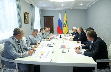Governor and Kuibyshev Railway Head Discuss Cooperation