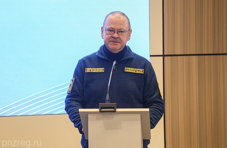 Oleg Melnichenko Greets Participants of Interregional Forum "World. Woman. Family"