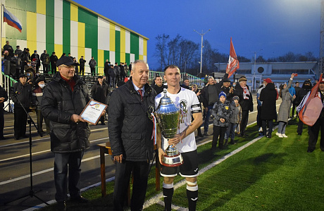 Valery Savin Awards Privolzhye Cup Finalists and Visits New Health and Fitness Complex Construction Site