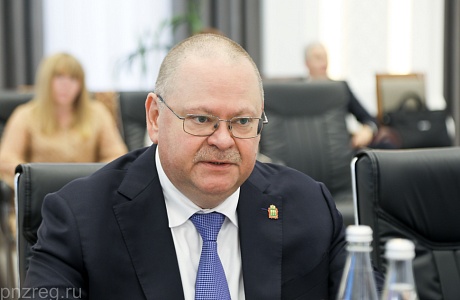 Oleg Melnichenko Discusses Cooperation Between Penza and Bukhara Regions with Botir Zaripov Oleg Melnichenko Discusses Cooperation Between Penza and Bukhara Regions with Botir Zaripov