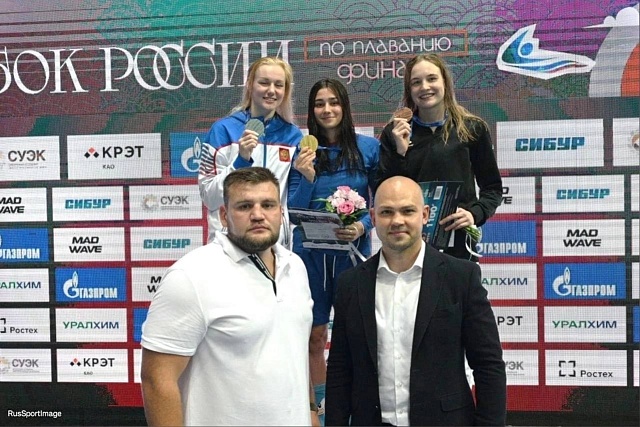 Irina Krivonogova Wins Silver of Russian Swimming Cup