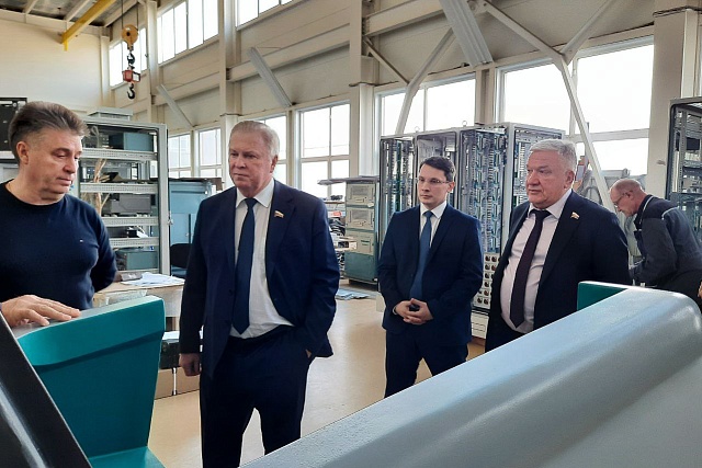 Federation Council Delegation Visits Penza Enterprise for Flight Simulators Production Federation Council Delegation Visits Penza Enterprise for Flight Simulators Production