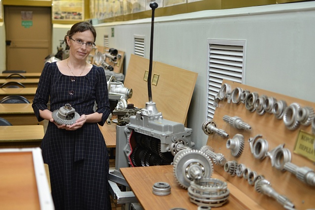 PSU Scientists Create Stand for Testing Mechanical and Variable Car Transmissions 
