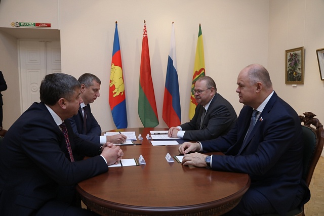 OIeg Melnichenko and Dmitry Krutoy Discuss Cooperation Between Penza Oblast and Belarus