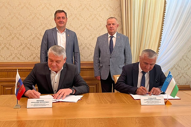 Penza and Samarkand Drama Theaters Sign Cooperation Agreement