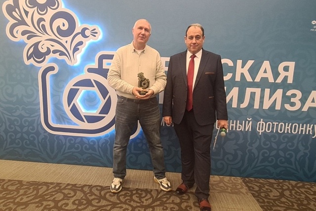 Editor-in-Chief of "Nov" Newspaper Wins International Photo Competition Editor-in-Chief of "Nov" Newspaper Wins International Photo Competition