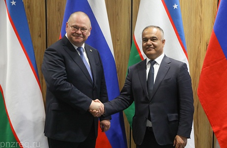 Oleg Melnichenko and Adiz Boboyev Sign Agreement Between Penza and Samarkand Regions Oleg Melnichenko and Adiz Boboyev Sign Agreement Between Penza and Samarkand Regions