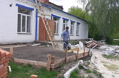 Town Hall in Lopatinsky District Being Repaired as Part of National Project Town Hall in Lopatinsky District Being Repaired as Part of National Project