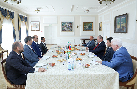 Oleg Melnichenko Discussed Cooperation in Field of Medicine and Personnel Training with Lebanon Delegation